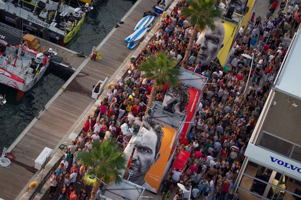 Gigant Signing Towers - Photo by Ainhoa Sanchez-Volvo Ocean Race(3)